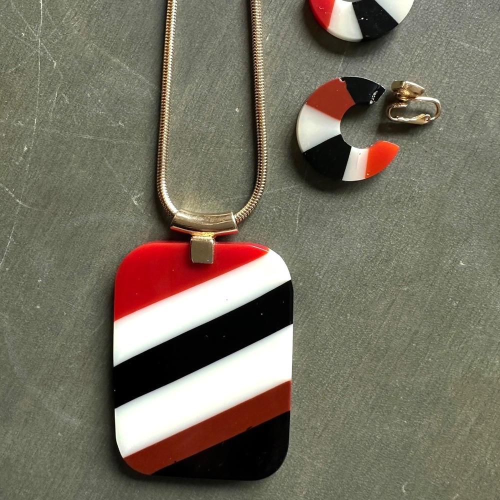 1970’s necklace & earring set
